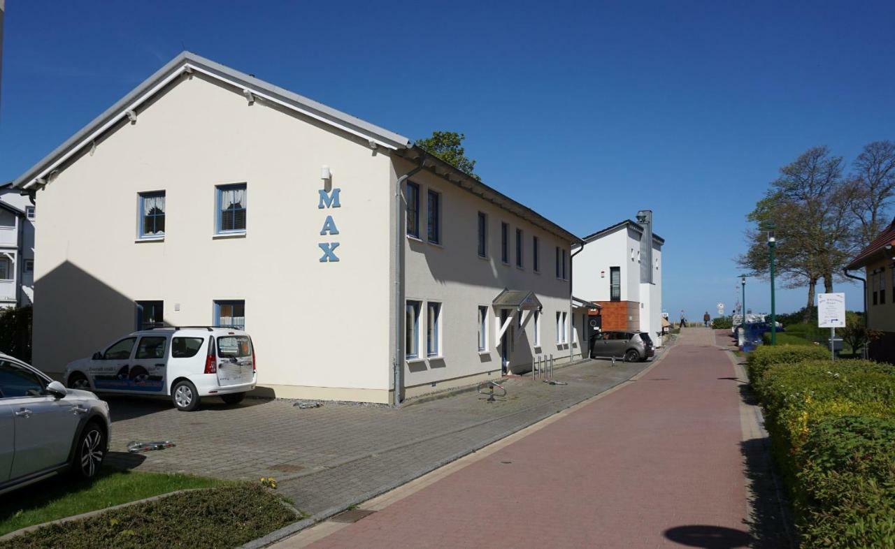 Merikoti Glowe Exterior photo